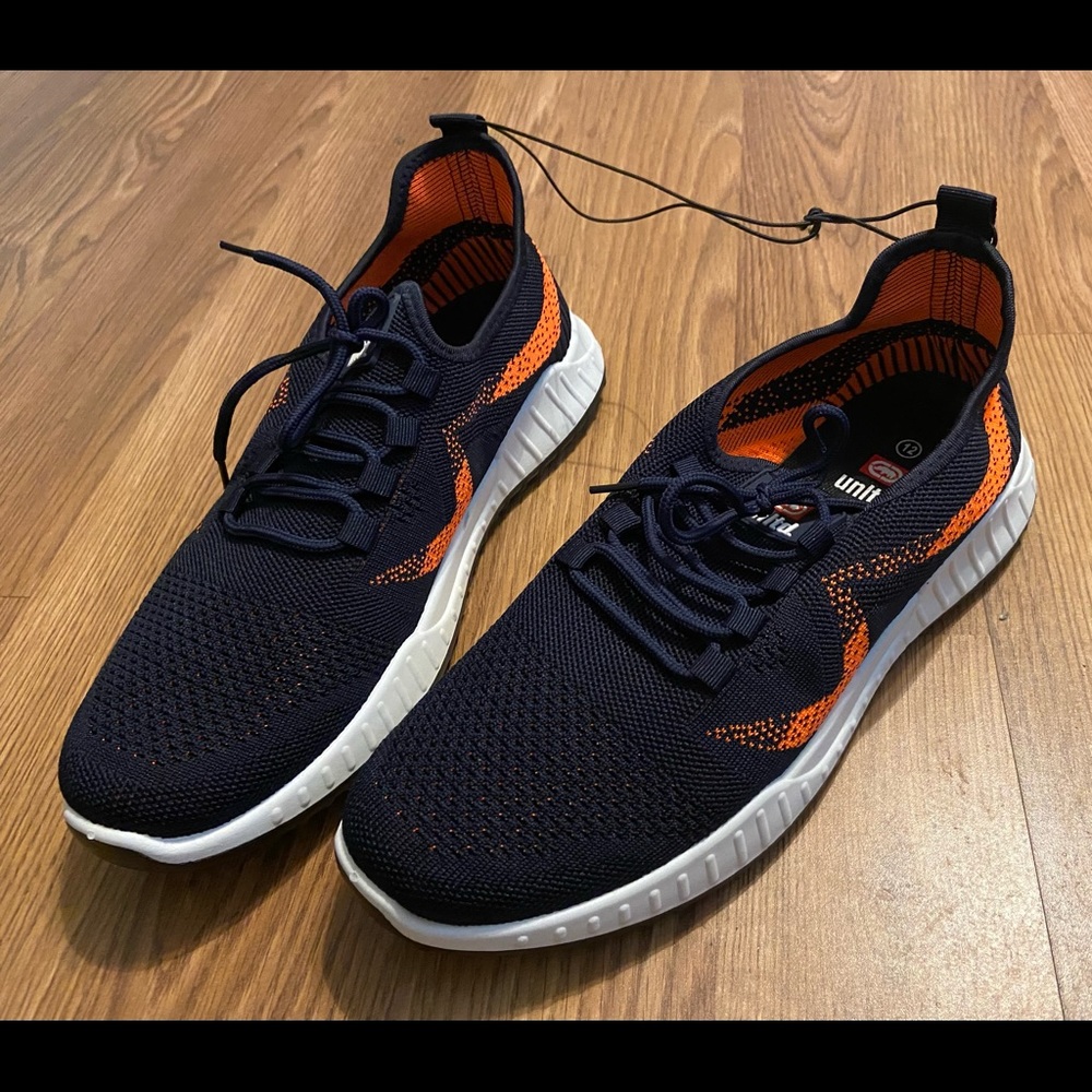 NEW Untld. Tennis Shoes